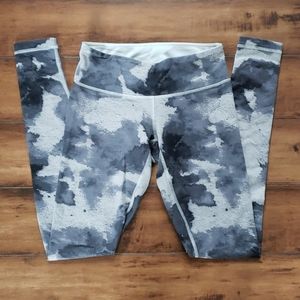 Lululemon floral platoon silver spoon wunder under